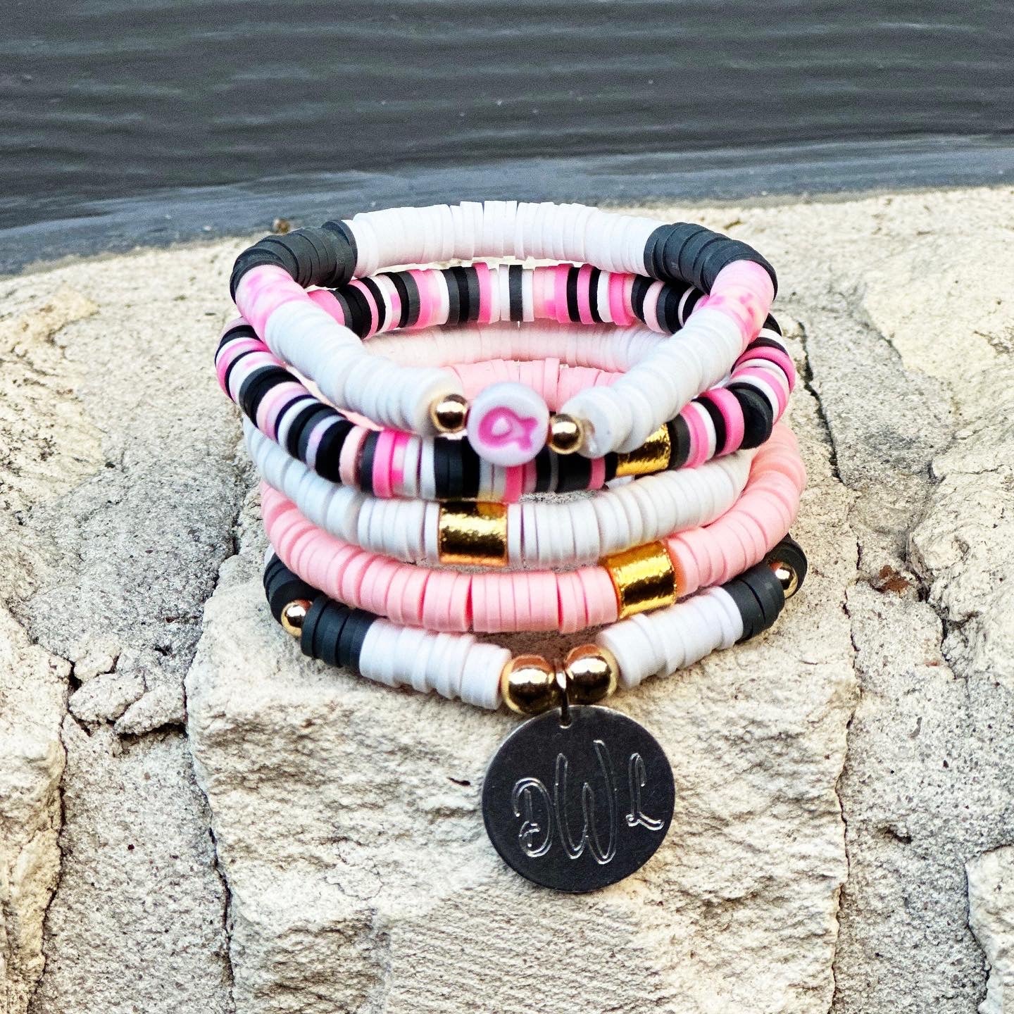 Fundraising For A Cause | Pink Breast Cancer Bracelets - Pink Ribbon Cancer  Awareness Silicone Bracelets for Adults (Pack of 10) : Amazon.in: Jewellery